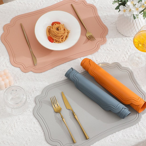 LaBelle Place Mat